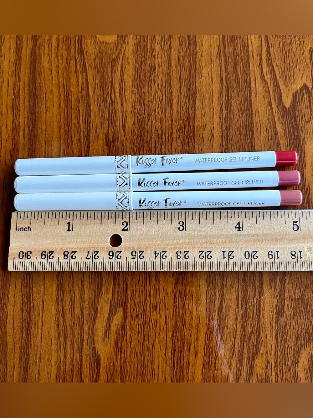 3 BELLE Beauty KISSER FIXER Gel Lipliner Colors: True Nude, Mauve Nude, True Red